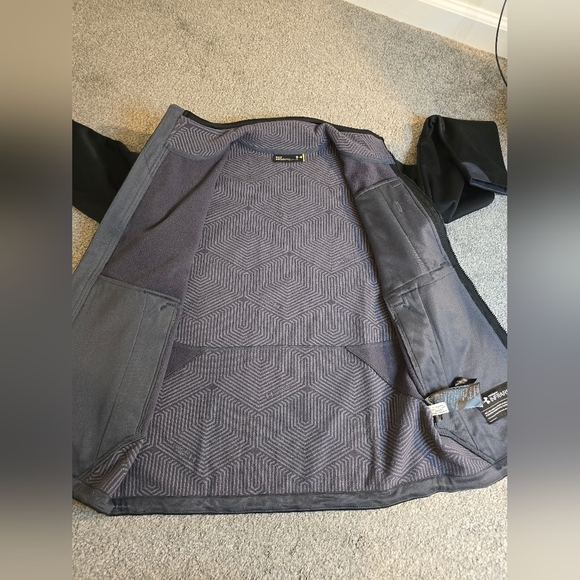 Under Armour Men's Small Storm Coldgear  Infared Softershell Jacket EUC - Picture 3 of 11